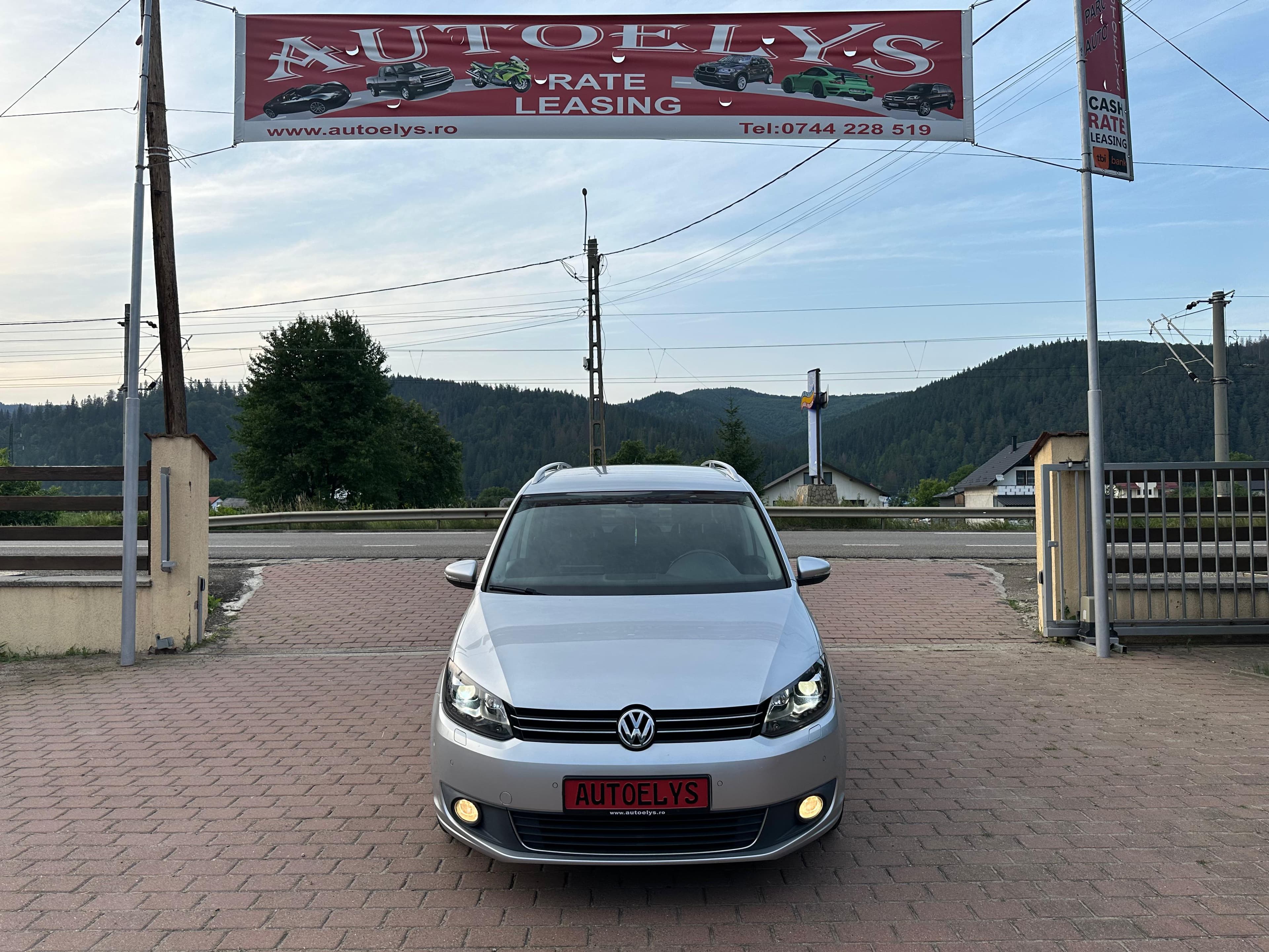 VW Touran 1,6 TDI BMT DSG "Cup"04/2015, 105CP, Euro5, Bi-Xenon 8
