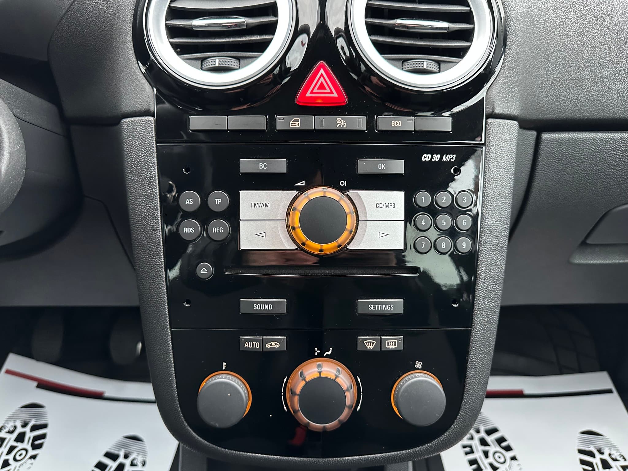 Opel Corsa 1.3 CDTI Cosmo, ECOTEC, 04/2011, Euro5 6