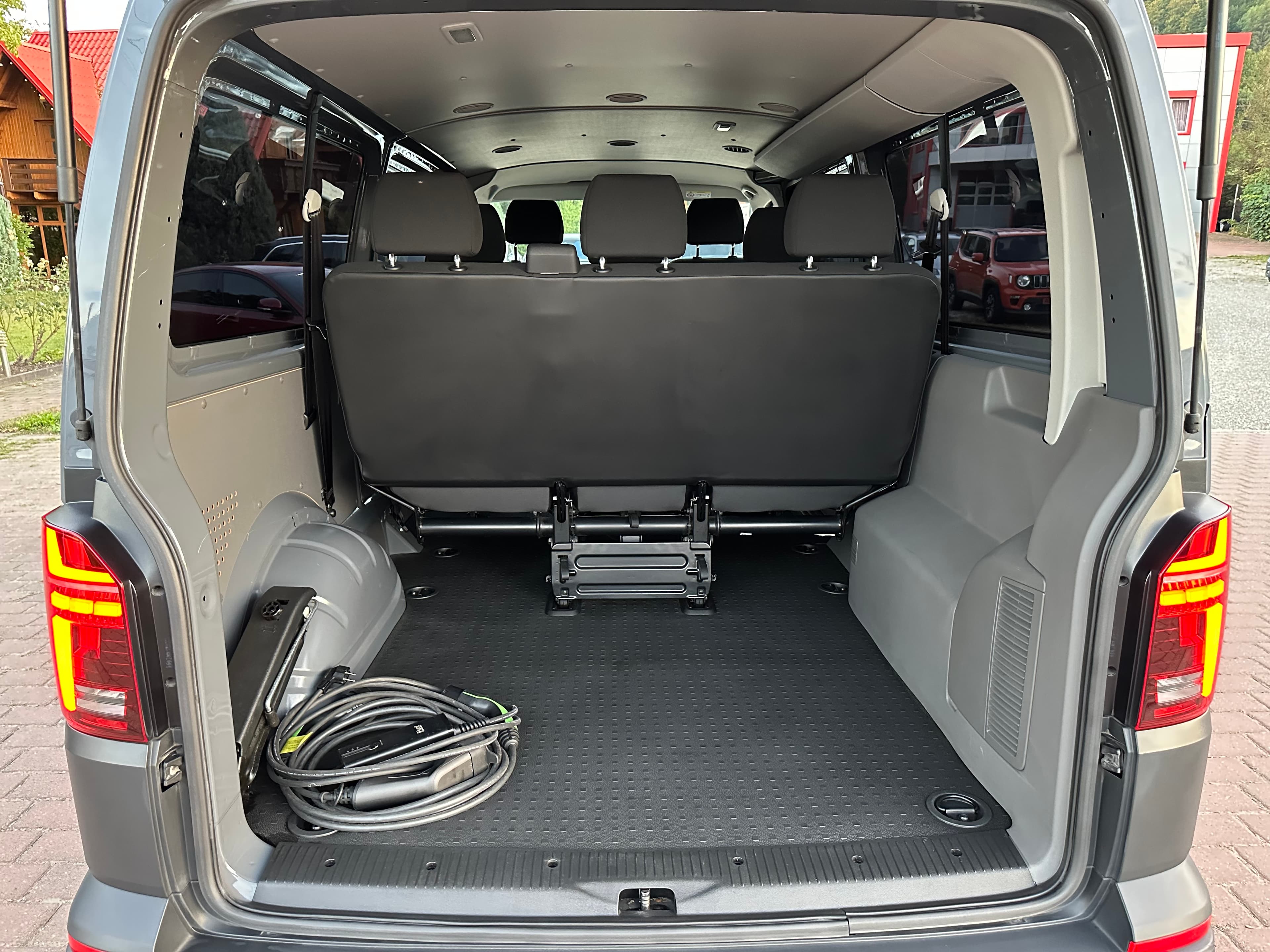 VW T6.1 CARAVELLE ABT-e Full Electric, 113CP, DSG, Model 2021 8