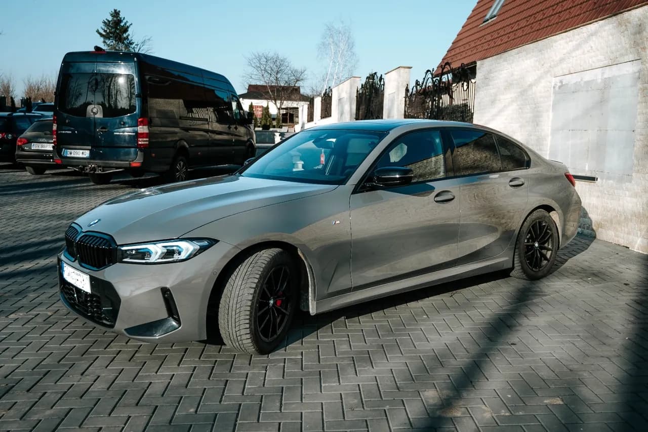 BMW 320 D xDrive, Model 2024, 190CP, 37.000 KM 2